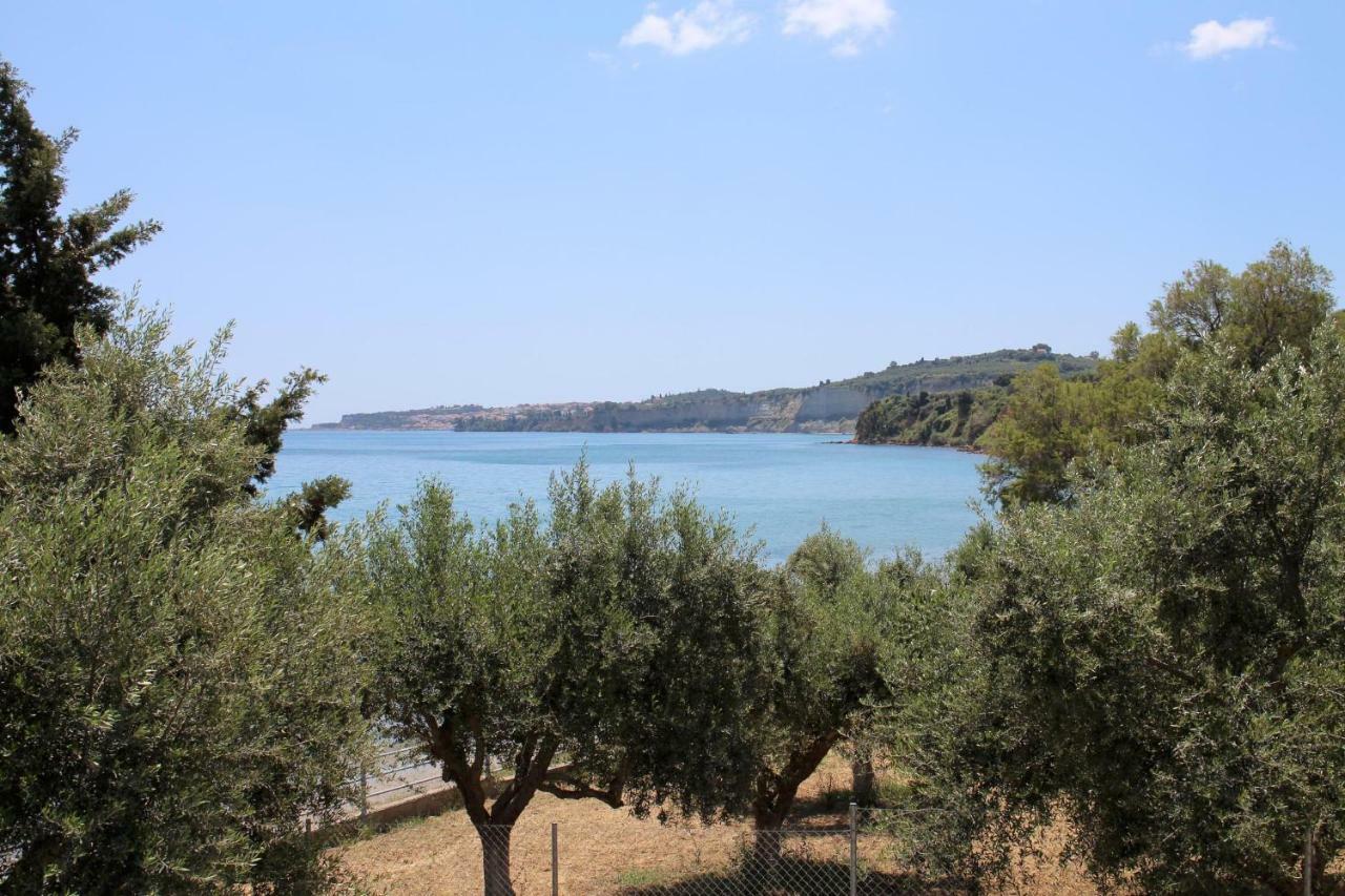 Apartmán El Mar Kómboi Exteriér fotografie